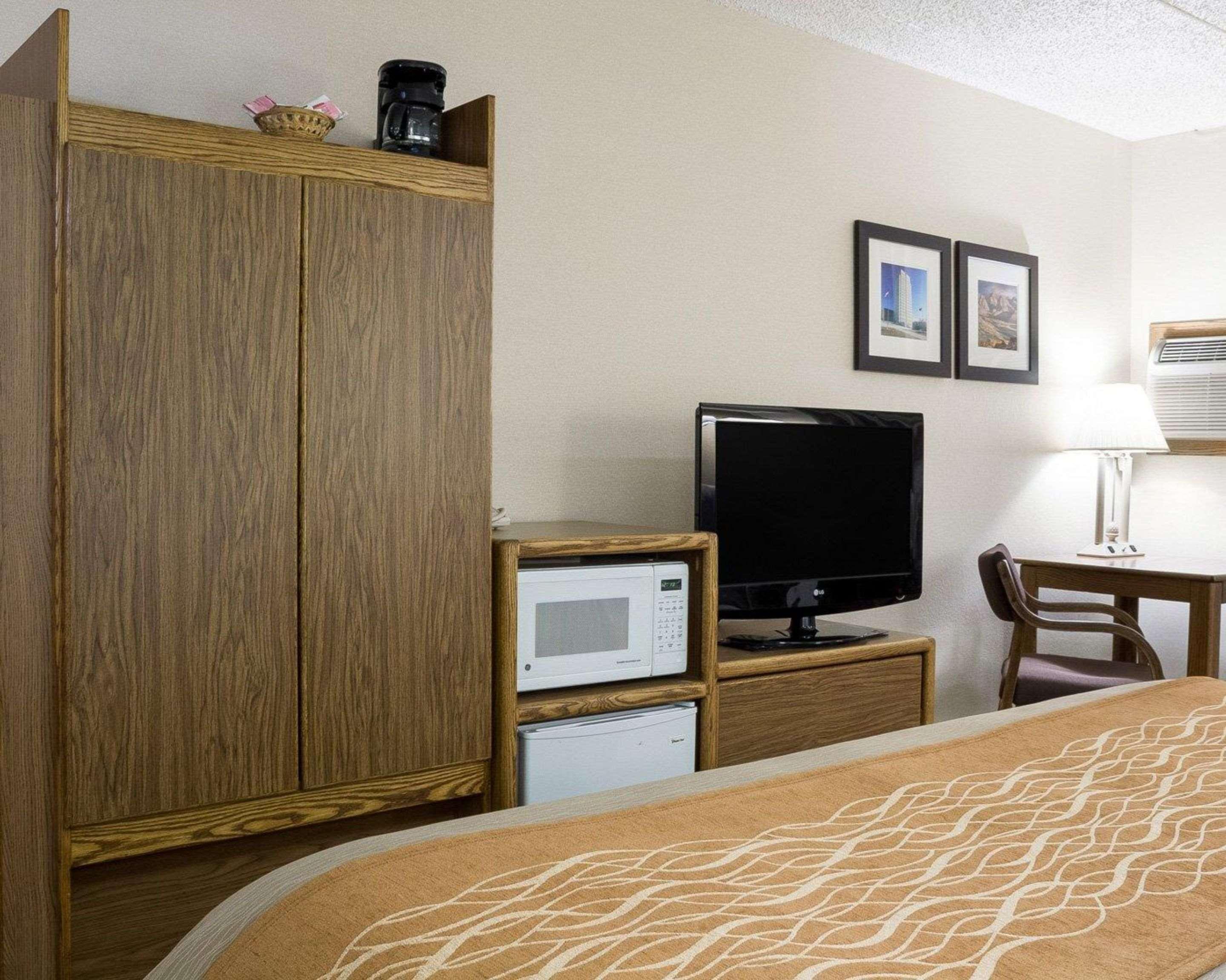 Quality Inn Bismarck I-94 Exteriör bild