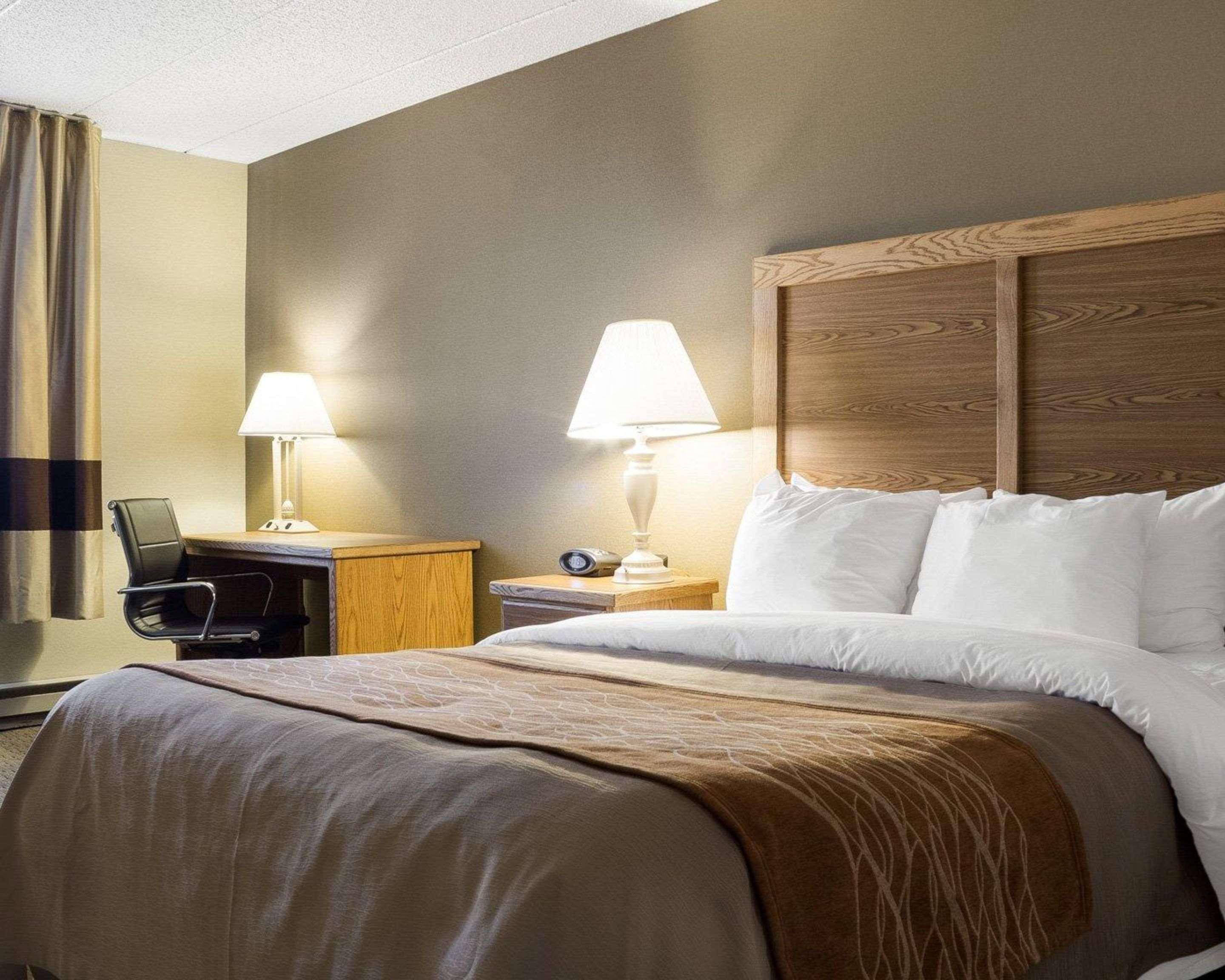 Quality Inn Bismarck I-94 Exteriör bild